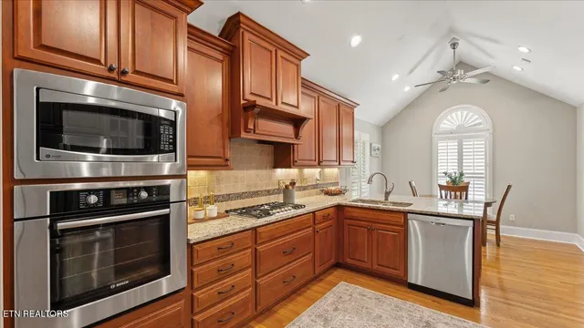 $1,124,900 | 1411 Wood Creek Drive, Athens, TN 37303