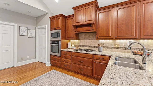 $1,124,900 | 1411 Wood Creek Drive, Athens, TN 37303