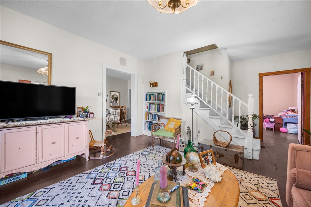 516 Maple Avenue Paris, IL 61944 - Photo 5 of 37