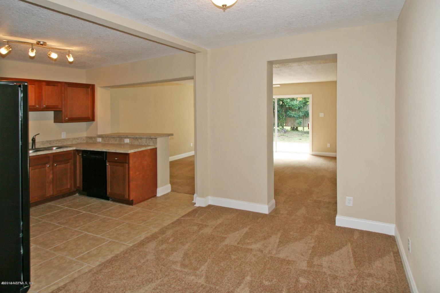 1738 Shelton Road Jacksonville, FL 32211 - Photo 6 of 13 20130720194737658774000000-o