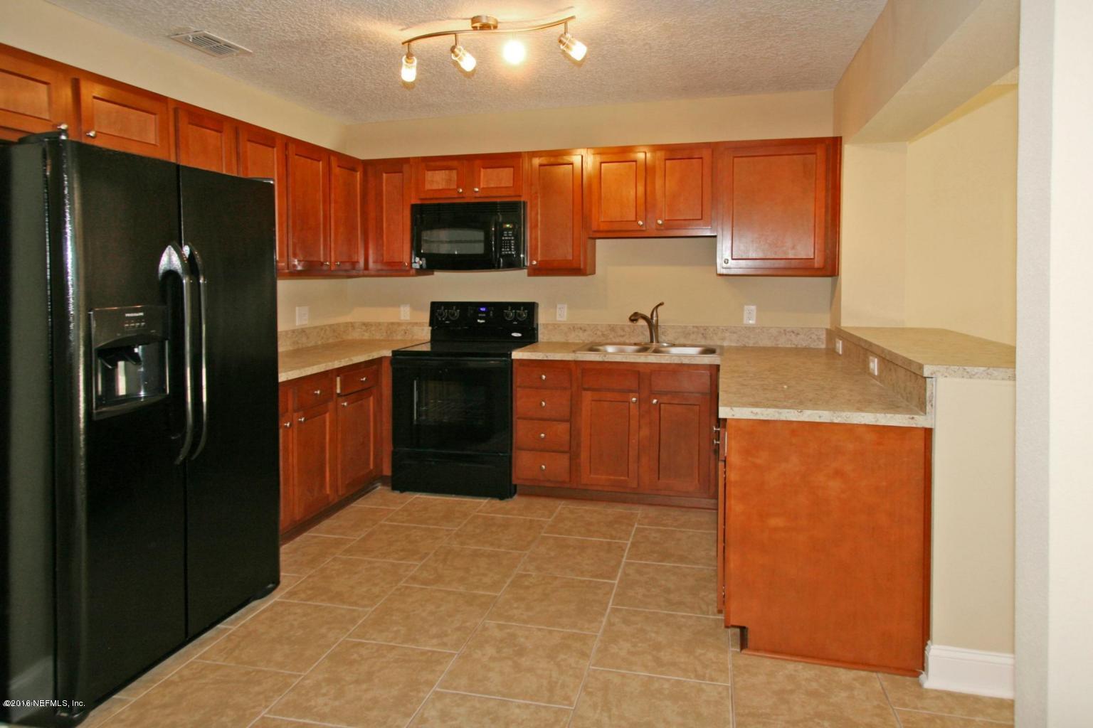 1738 Shelton Road Jacksonville, FL 32211 - Photo 10 of 13 20130720194827019286000000-o