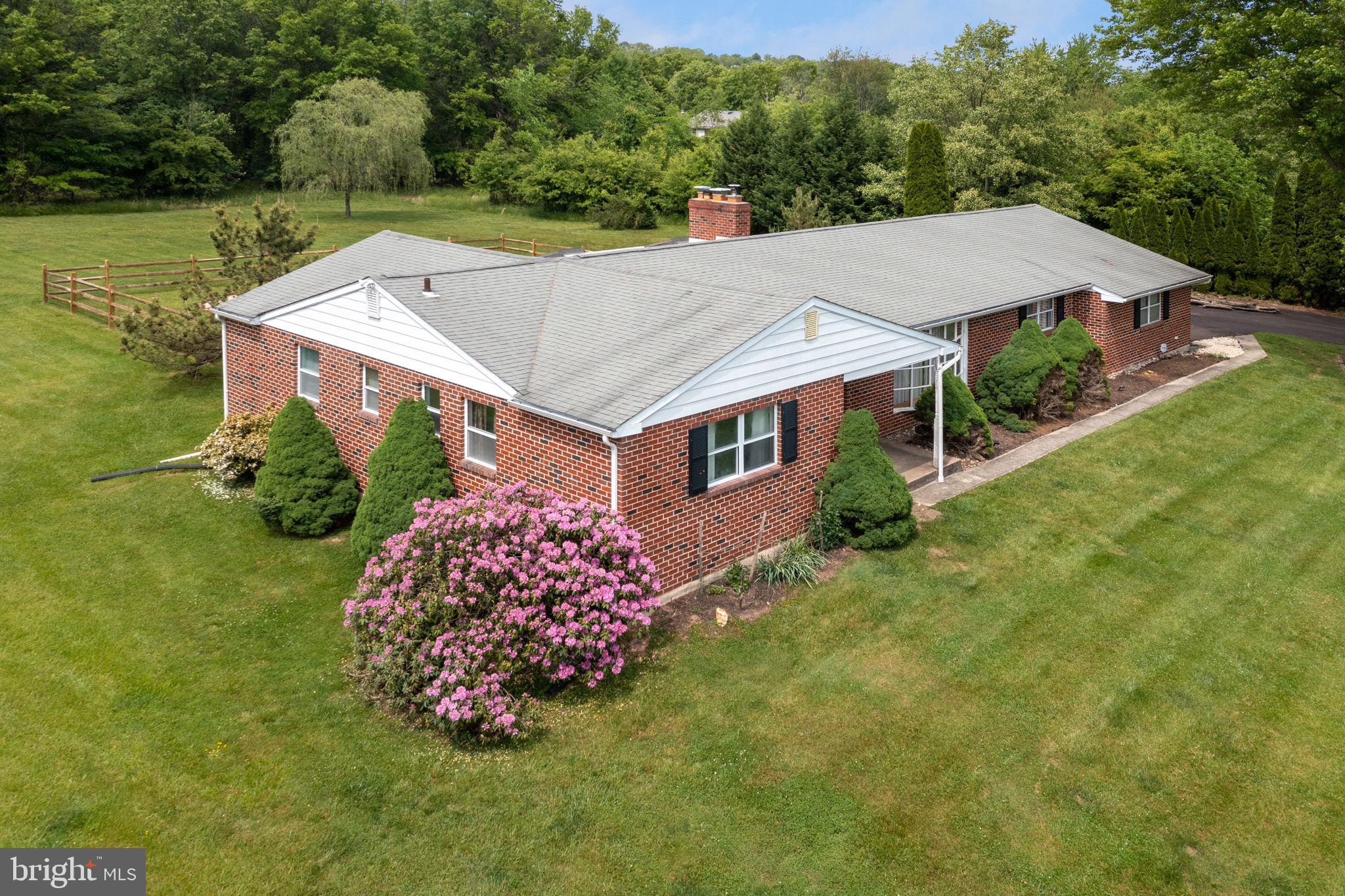 399 Falcon Road Eagleville, PA 19403 - Photo 3 of 30 Gallery Image 3