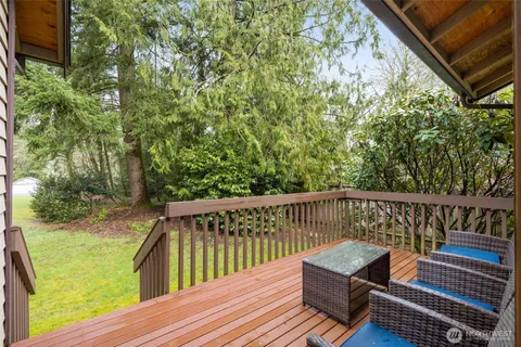 $1,069,000 | 18557 West Lake Desire Drive Southeast, Renton, WA 98058