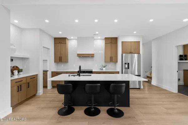 $569,900 | 7222 Bethesda Springs Way, Corryton, TN 37721