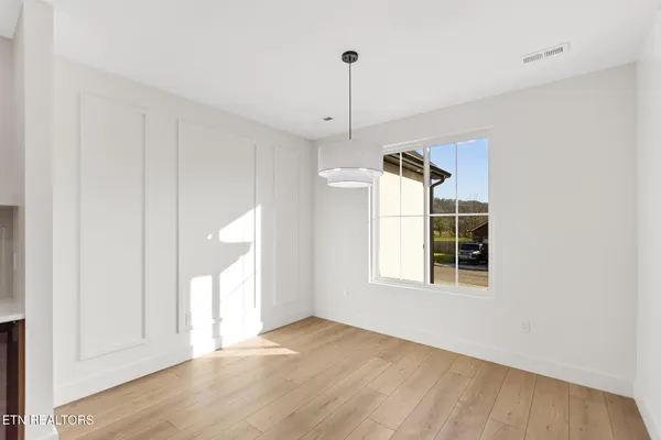 $569,900 | 7222 Bethesda Springs Way, Corryton, TN 37721