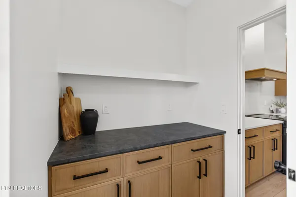 $569,900 | 7222 Bethesda Springs Way, Corryton, TN 37721