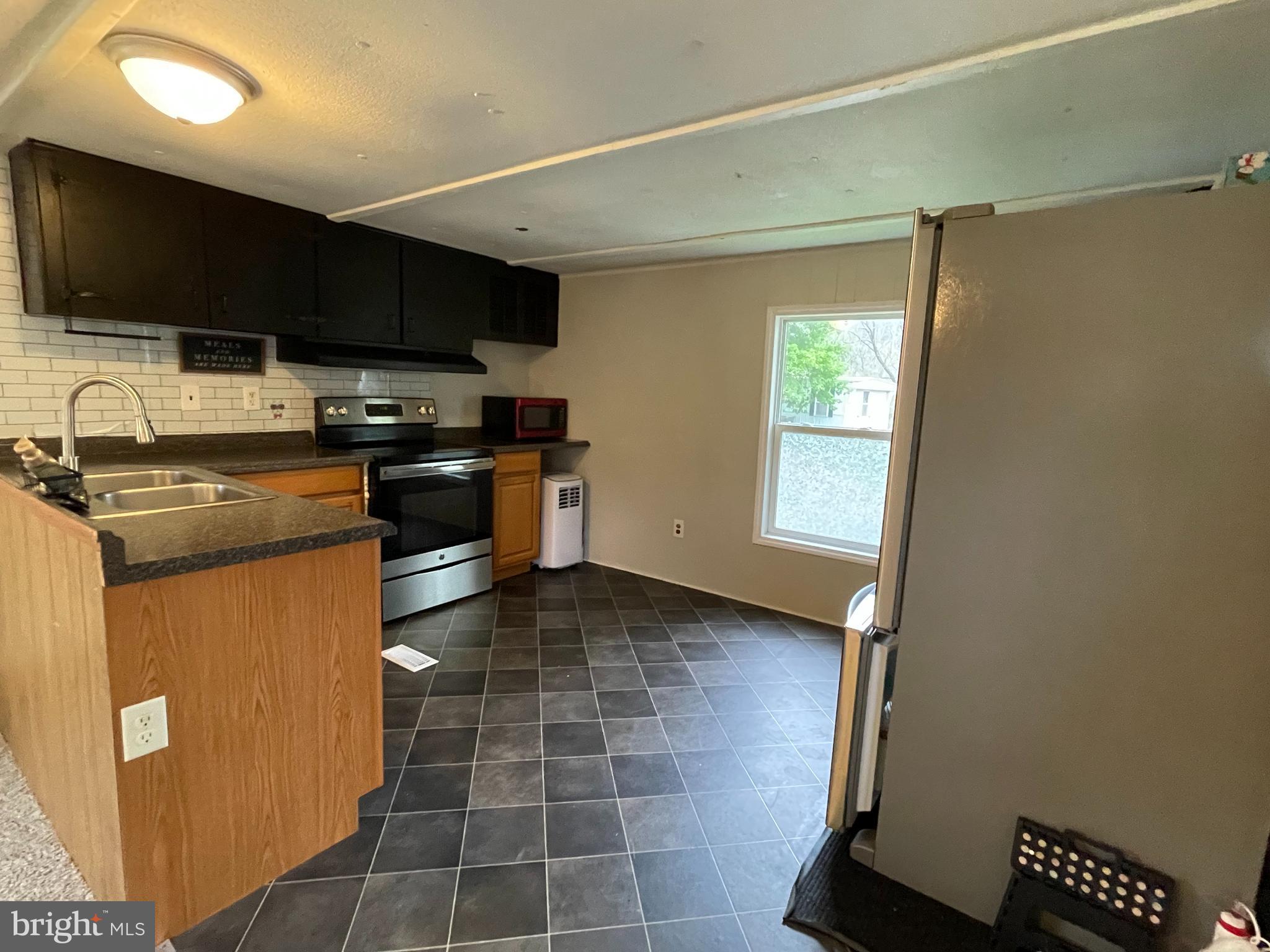501 Windy Hill Road, Unit 153 Shermans Dale, PA 17090 - Photo 7 of 27