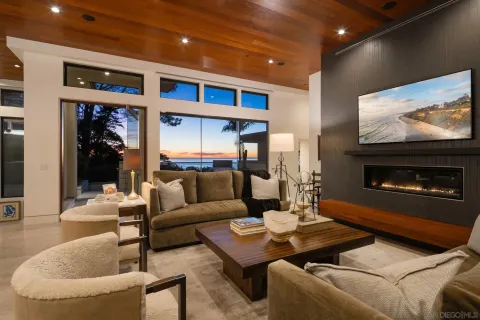 $7,495,000 | 1970 Zapo Street, Del Mar, CA 92014