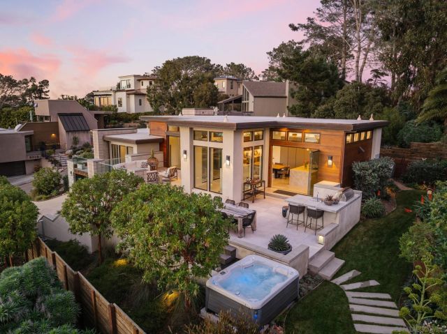 $7,495,000 | 1970 Zapo Street, Del Mar, CA 92014
