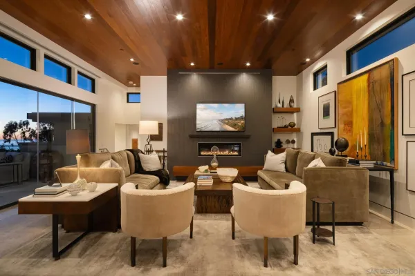 $7,495,000 | 1970 Zapo Street, Del Mar, CA 92014