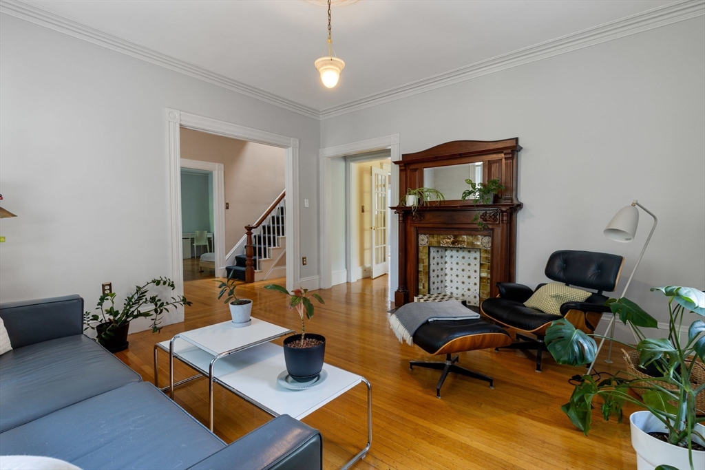 15 Myrtle Street, Unit 2 Boston, MA 02130 - Photo 4 of 34