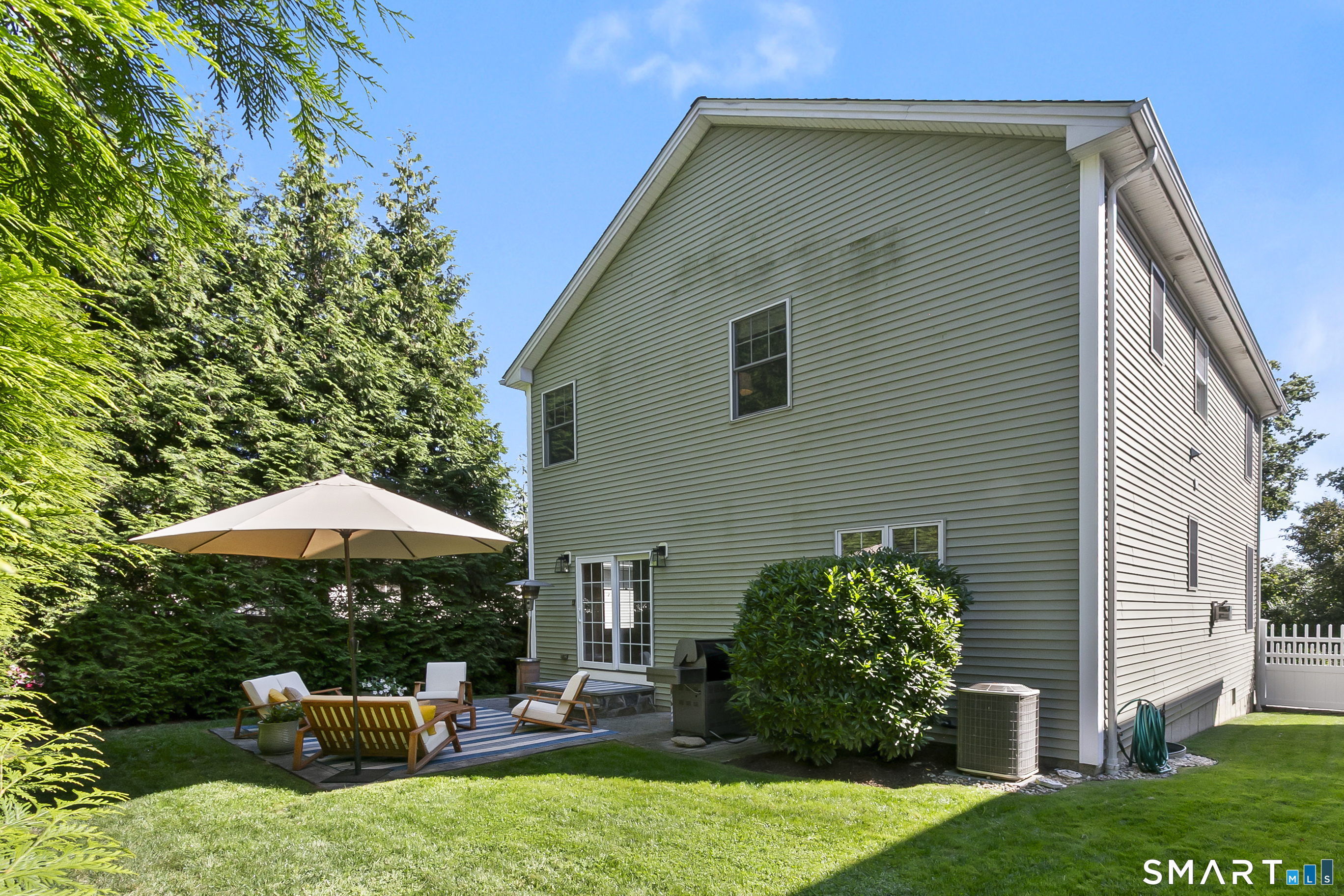 24 Warsaw Street Fairfield, CT 06825 - Photo 27 of 29