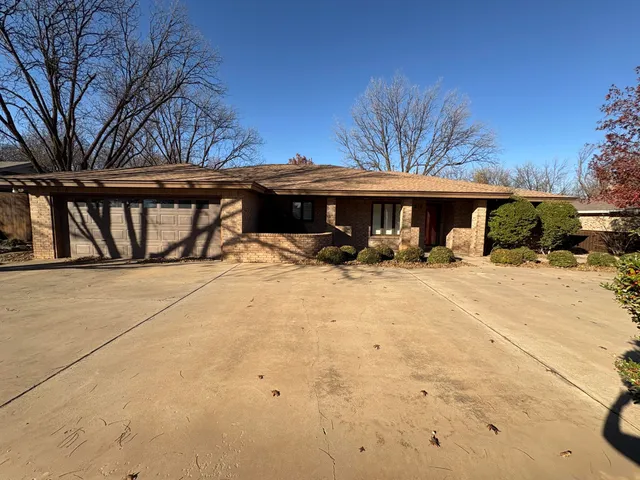 $250,000 | 2216 South 3rd Street, Lamesa, TX 79331