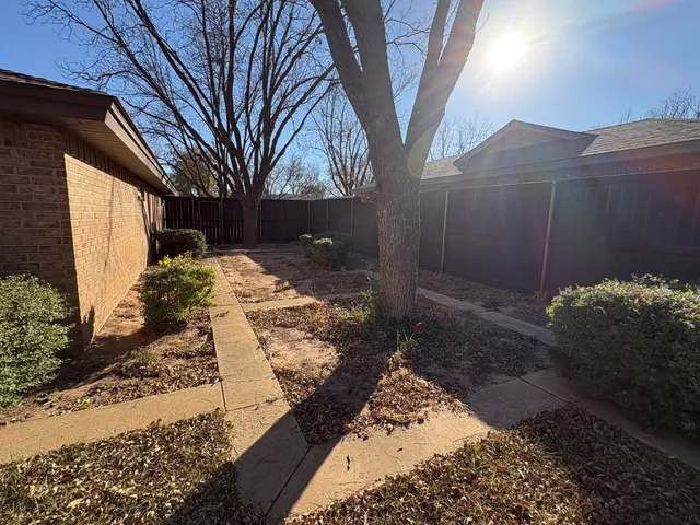 $250,000 | 2216 South 3rd Street, Lamesa, TX 79331