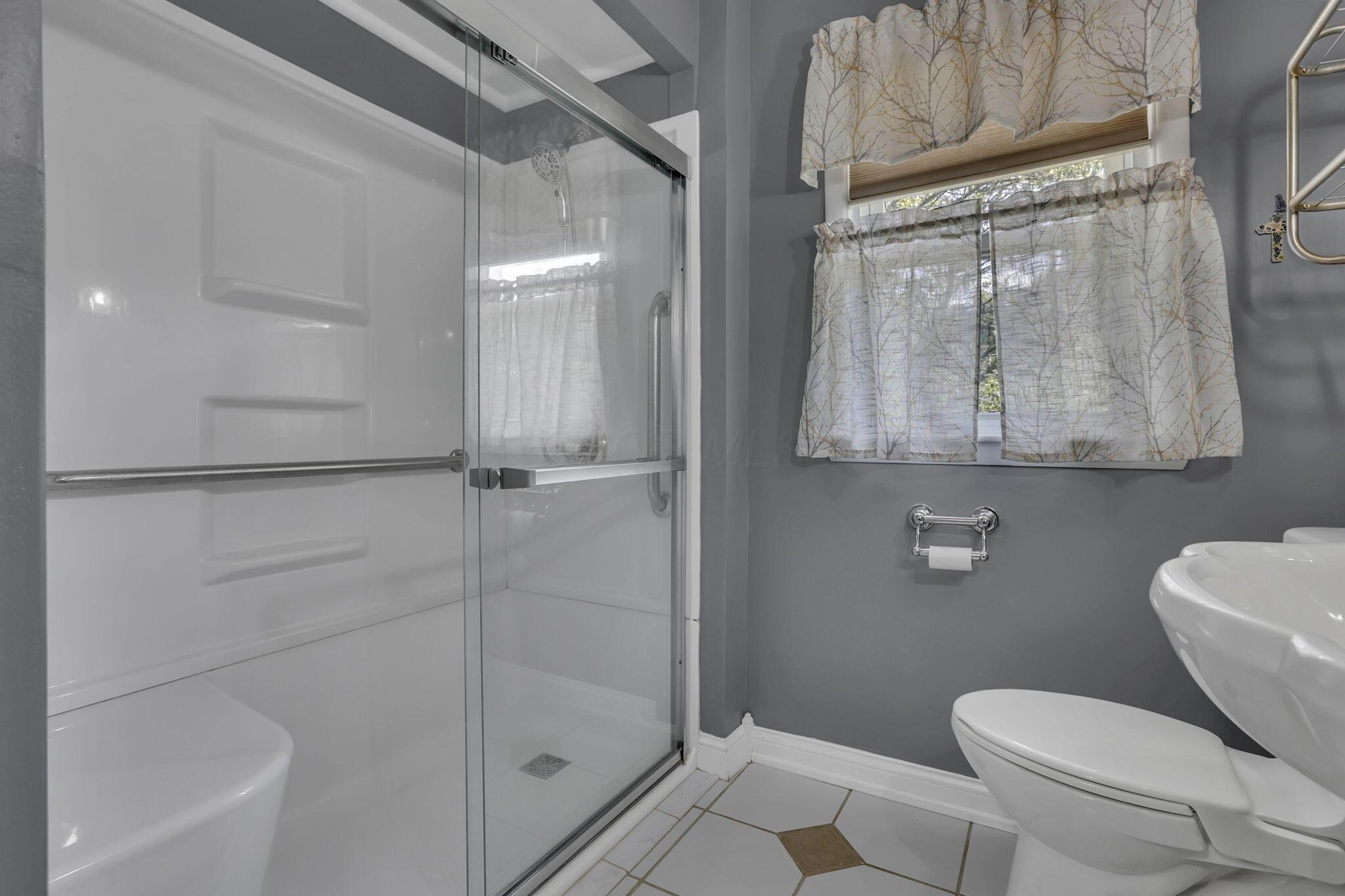 1349 Wetsell Avenue Lancaster, OH 43130 - Photo 30 of 66 30-web-or-mls-_S5A6089