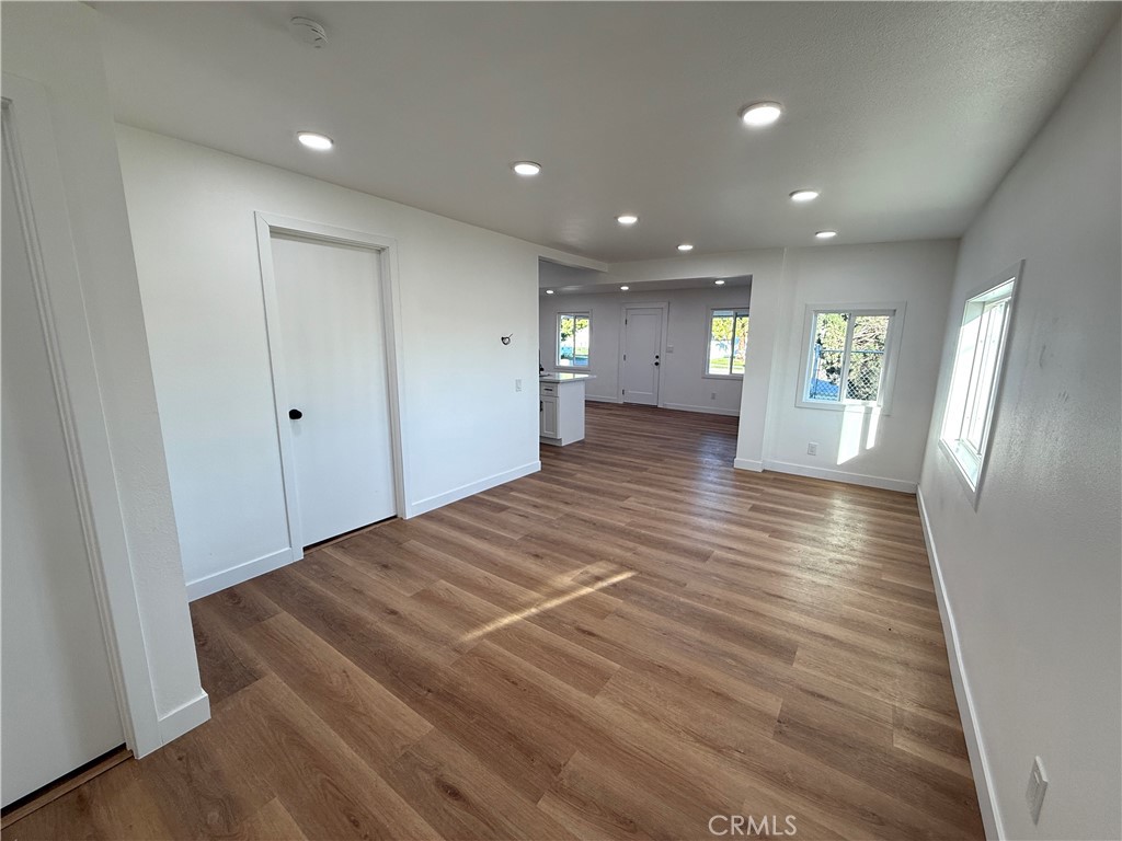 124 South Olive Avenue Rialto, CA 92376 - Photo 12 of 33