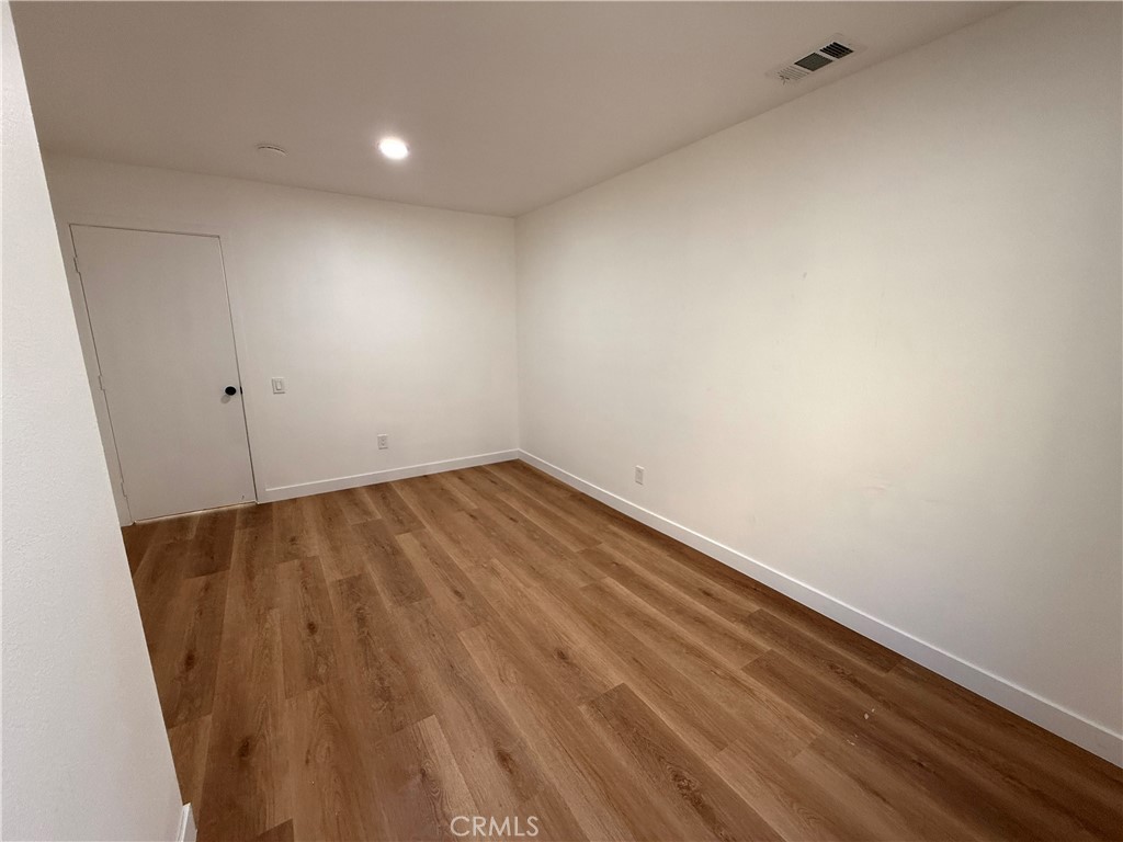 124 South Olive Avenue Rialto, CA 92376 - Photo 20 of 33