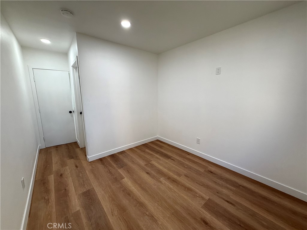 124 South Olive Avenue Rialto, CA 92376 - Photo 24 of 33
