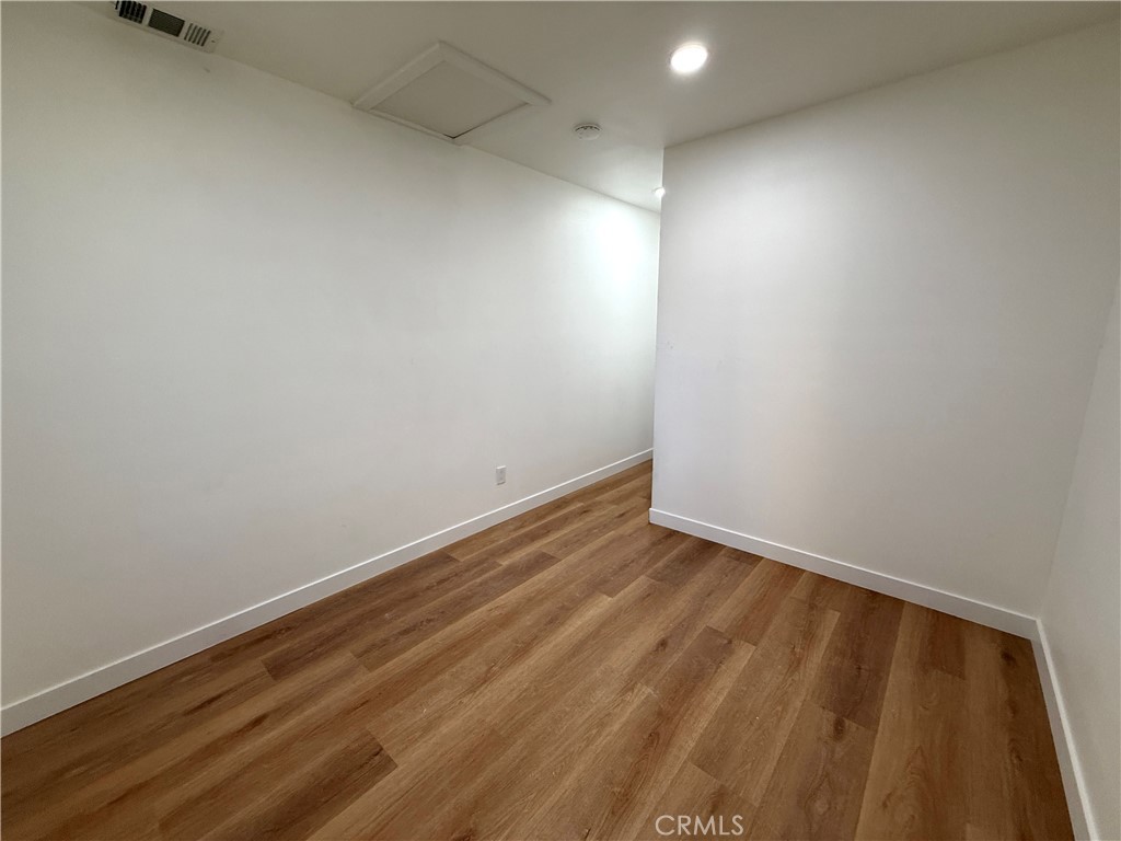 124 South Olive Avenue Rialto, CA 92376 - Photo 25 of 33