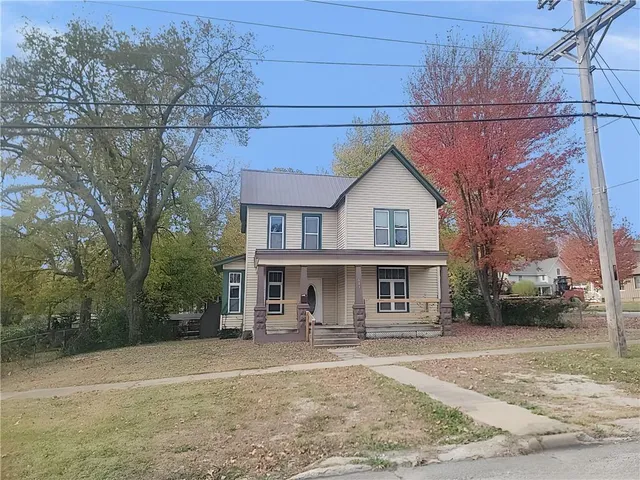 $104,500 | 603 South Walnut Street, Garnett, KS 66032