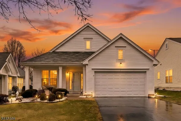 $449,000 | 17 Stafford Lane, Belvidere, NJ 07823