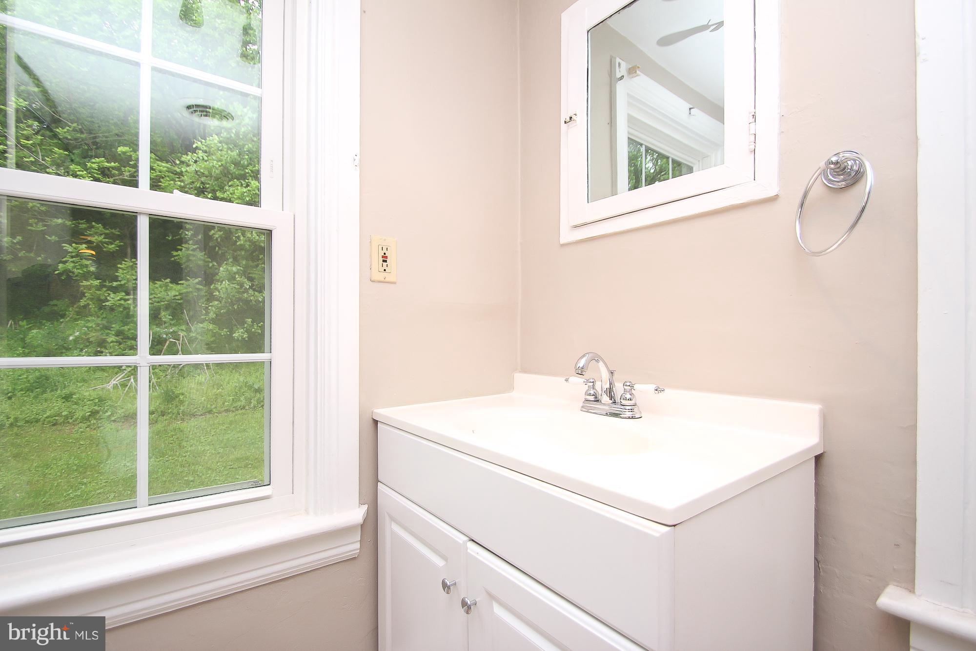 1406 Wiseburg Road White Hall, MD 21161 - Photo 18 of 22 Bath