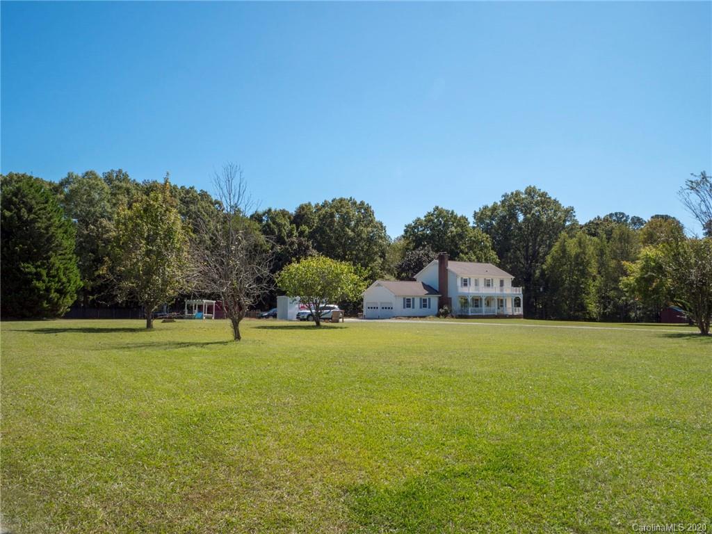 3807 Potter Road Monroe, NC 28112 - Photo 5 of 39 Gallery Image 5
