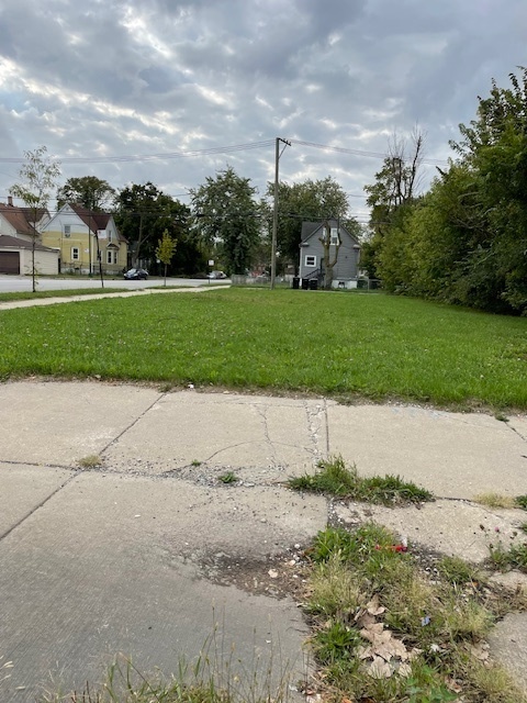 201 West 111th Street Chicago, IL 60628 - Photo 1 of 7