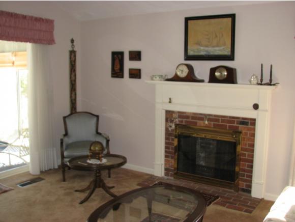 22 Colonial Square, Unit 22 Peterborough, NH 03458 - Photo 10 of 24 Gallery Image 10