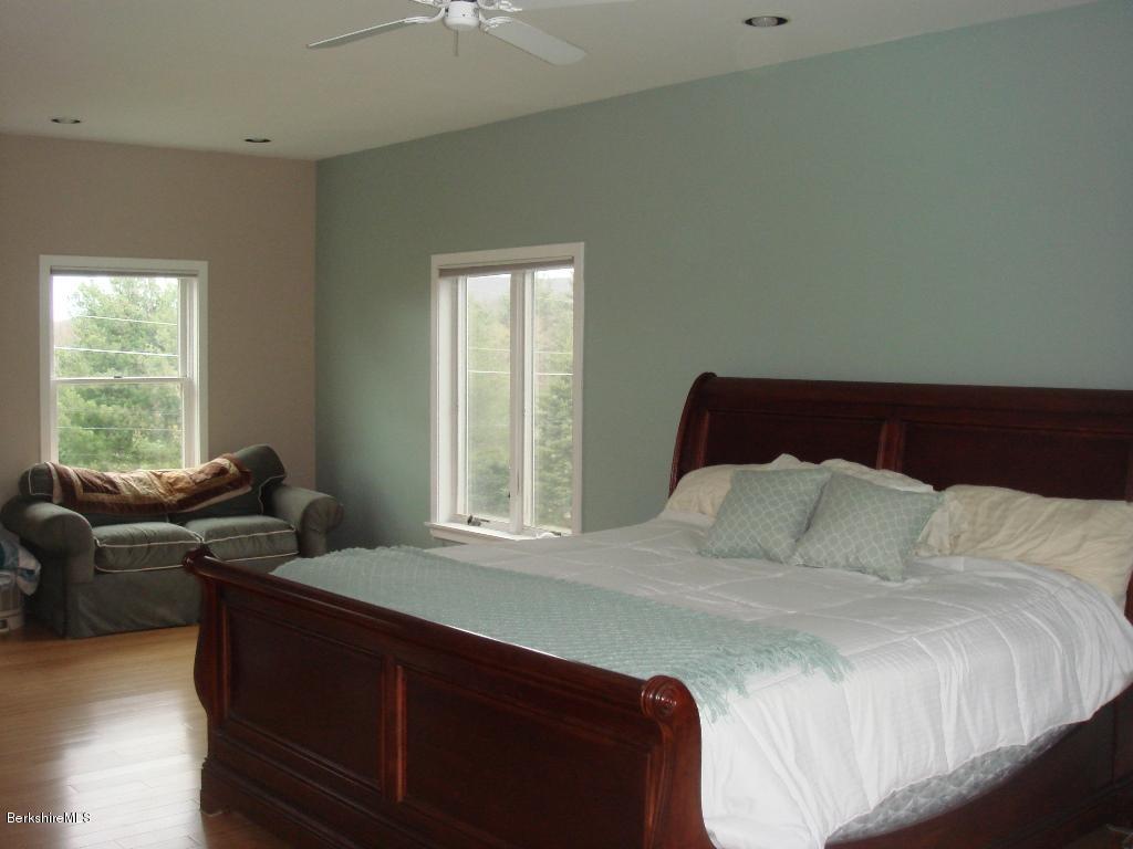 608 Henderson Road Williamstown, MA 01267 - Photo 14 of 28 Master