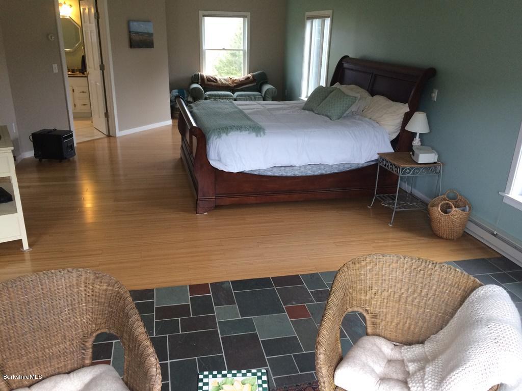 608 Henderson Road Williamstown, MA 01267 - Photo 15 of 28 Master