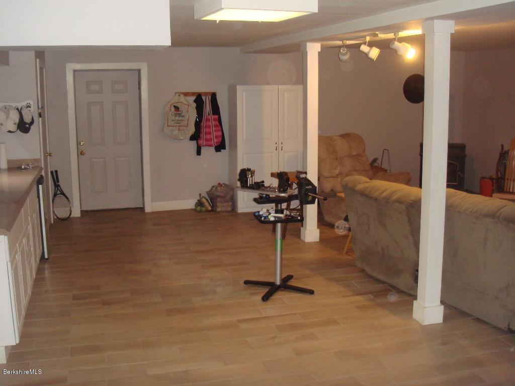608 Henderson Road Williamstown, MA 01267 - Photo 22 of 28 Family room 3