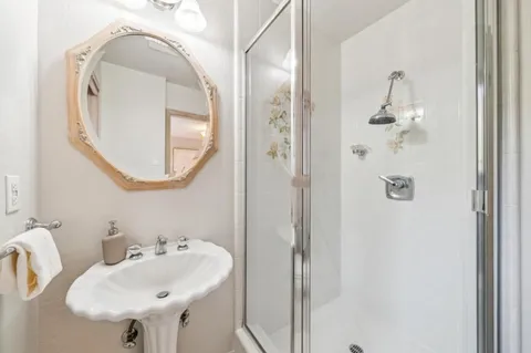 $2,500,000 | 224 Highland Avenue, San Carlos, CA 94070