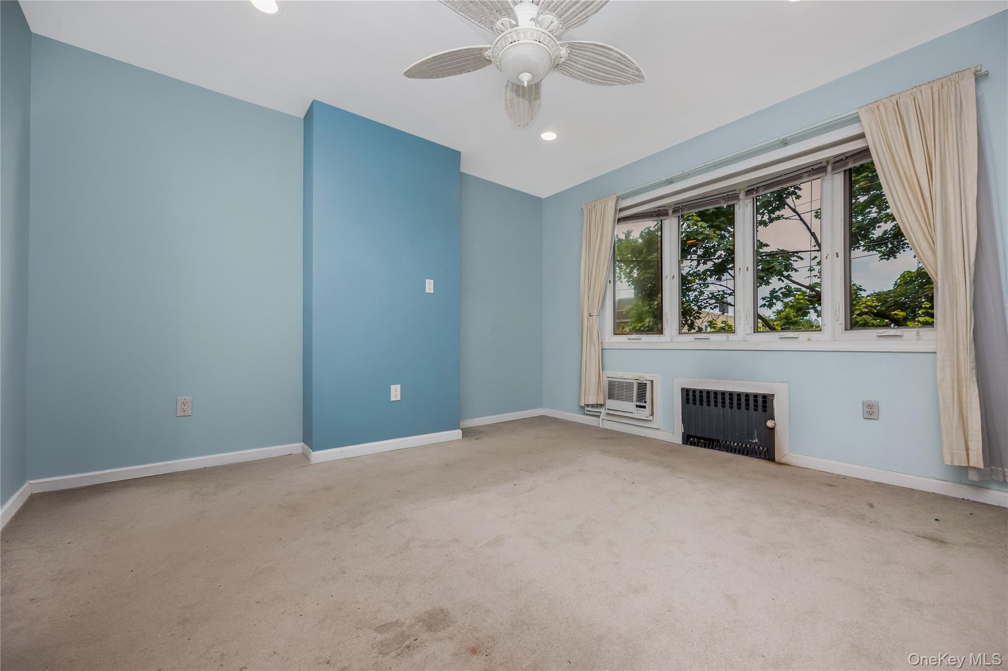 61-49 62nd Road Queens, NY 11379 - Photo 15 of 43 Gallery Image 15