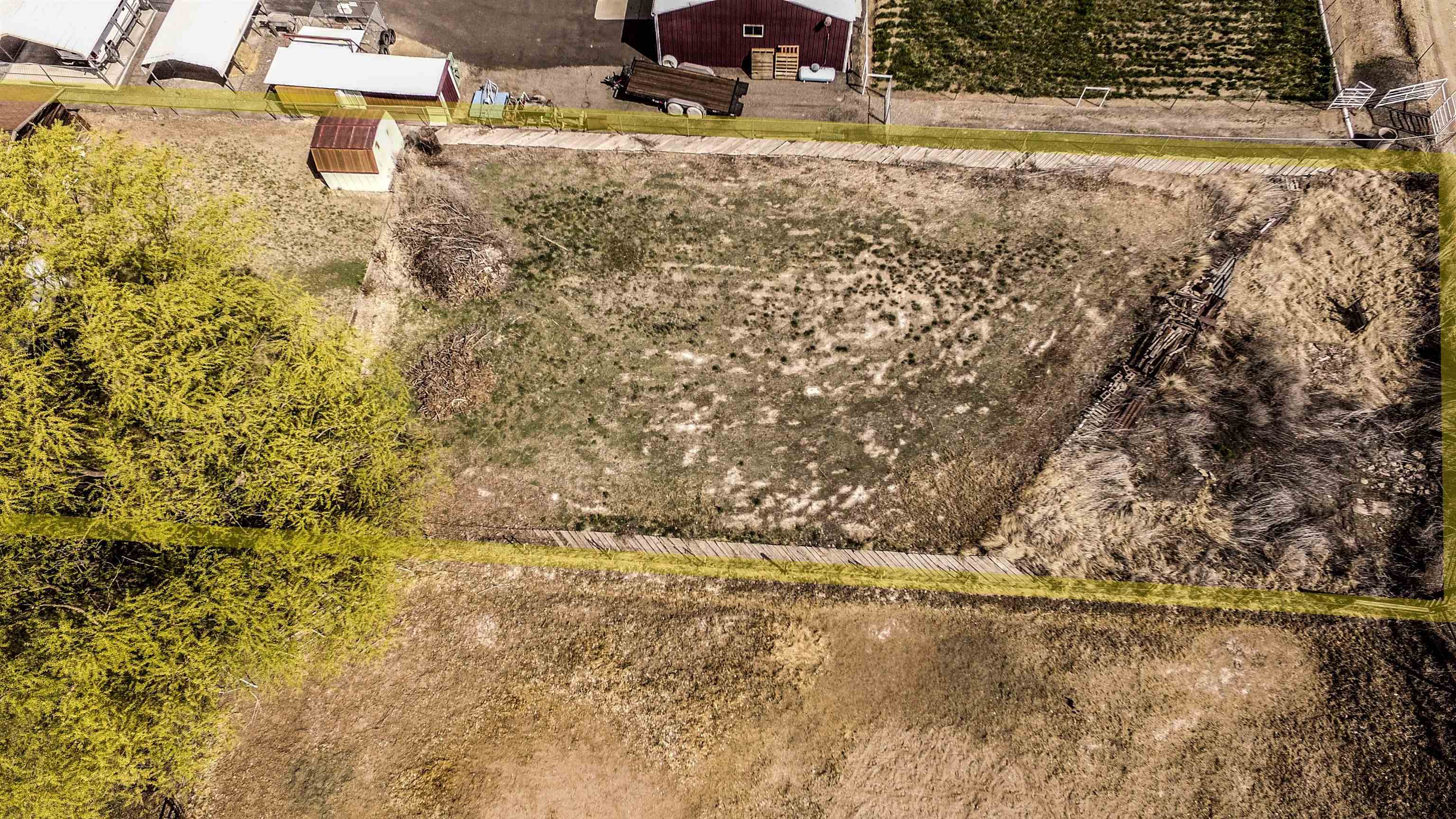 808 24 Road Grand Junction, CO 81505 - Photo 5 of 23 a view of a yard with wooden fence