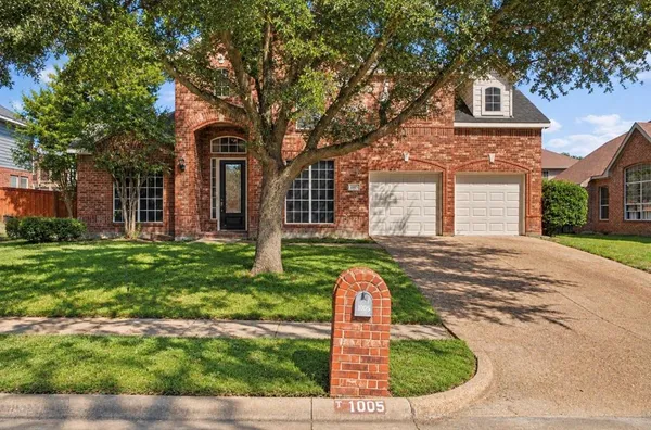 $489,900 | 1005 Raspberry Lane, DeSoto, TX 75115