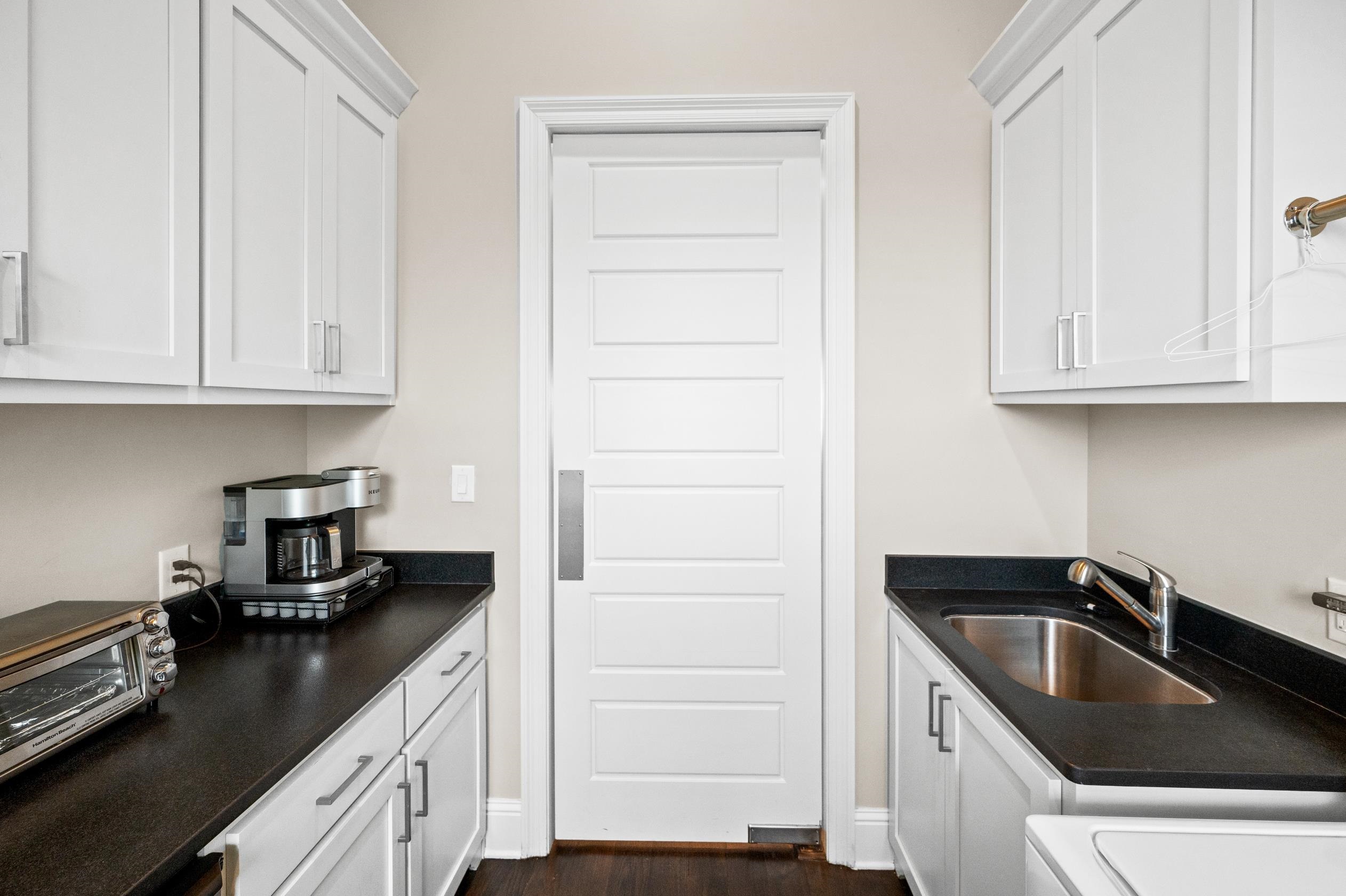 32760 River Road Orange Beach, AL 36561 - Photo 31 of 49 Laundry/Baker's Pantry