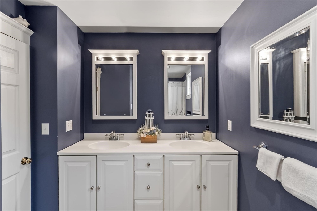 127 North Road Chelmsford, MA 01824 - Photo 17 of 41 Gallery Image 17
