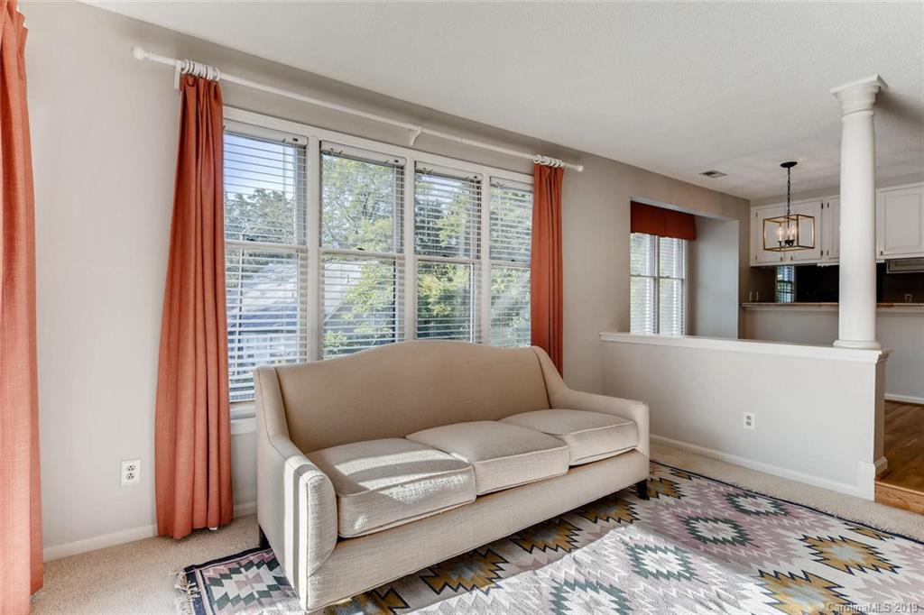 222 Queens Road, Unit 53 Charlotte, NC 28204 - Photo 6 of 27 Gallery Image 6