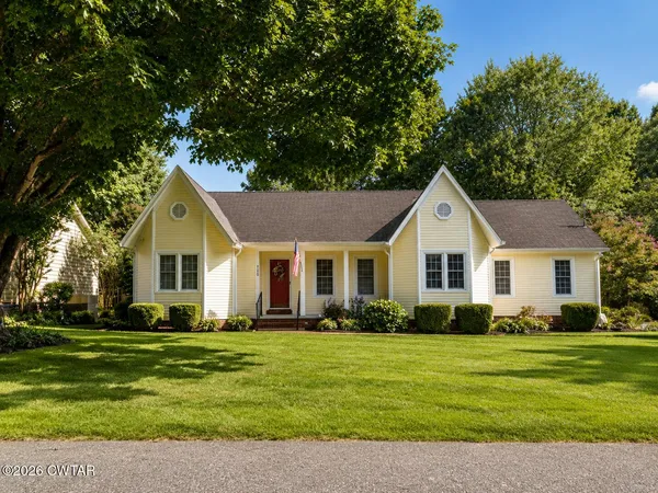 $279,900 | 122 Sunhaven Drive, Jackson, TN 38305