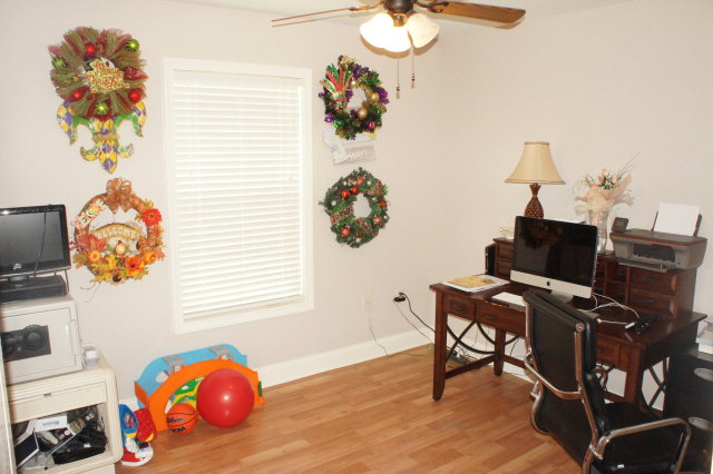 255 Landmark Drive Raceland, LA 70394 - Photo 8 of 11 Bedroom 3
