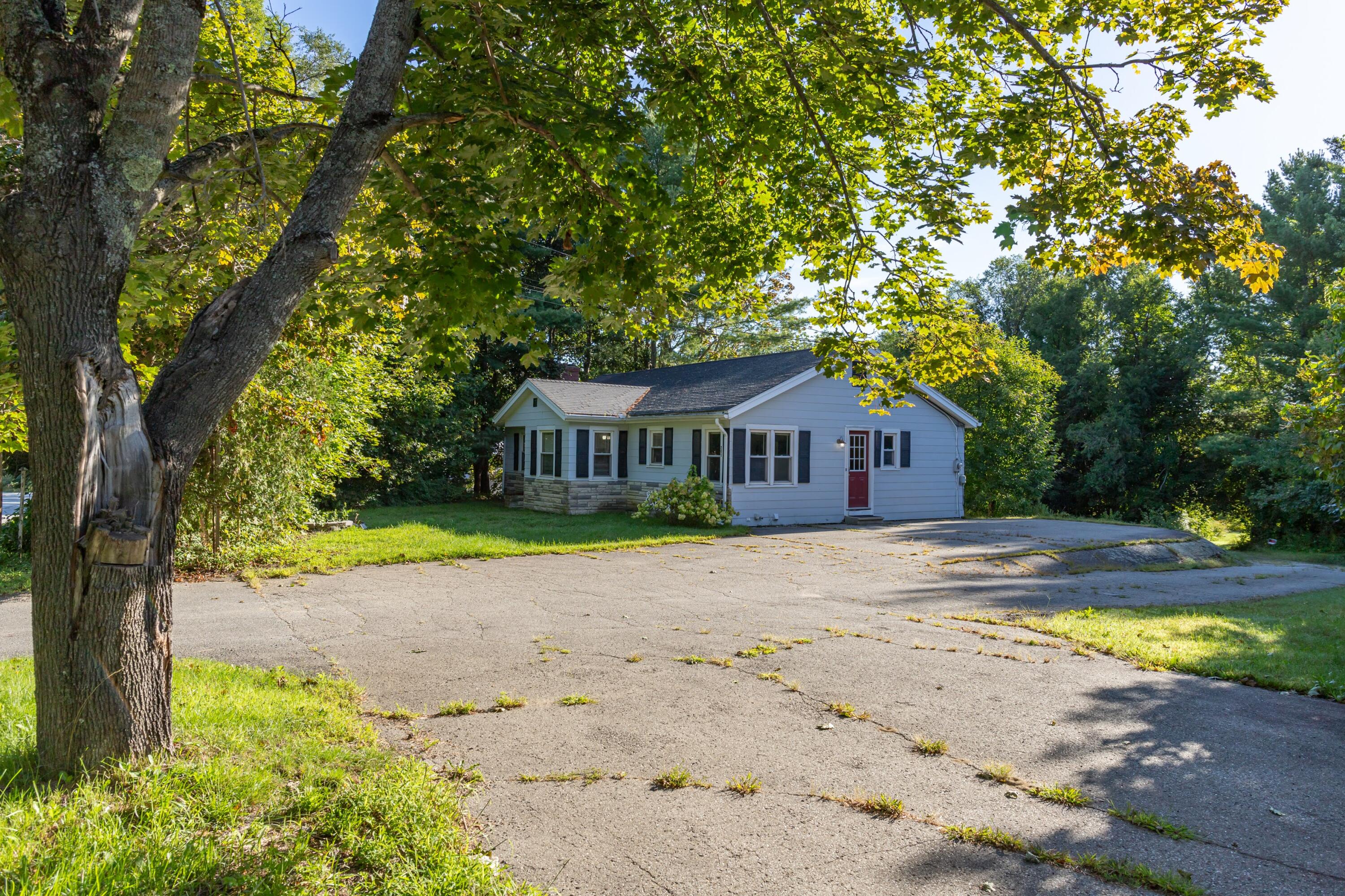 201 Main Road South Hampden, ME 04444 - Photo 5 of 29 201 Main Rd S Exteriors-2