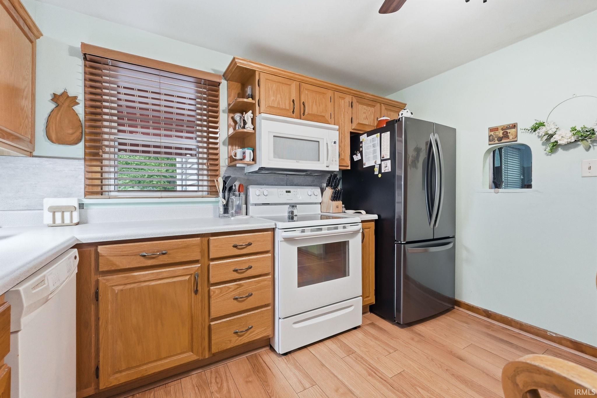 7314 Bluffton Road Fort Wayne, IN 46809 - Photo 12 of 32