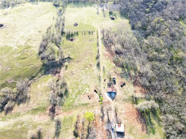 $264,000 | 1112 Southwest 21st Road, Chilhowee, MO 64733