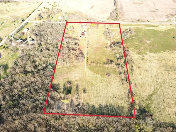 $264,000 | 1112 Southwest 21st Road, Chilhowee, MO 64733
