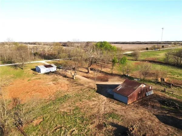 $264,000 | 1112 Southwest 21st Road, Chilhowee, MO 64733