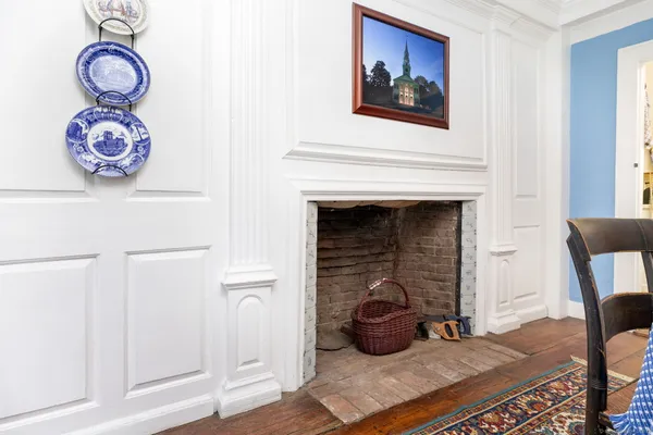 $595,000 | 493 Main Street, Wethersfield, CT 06109