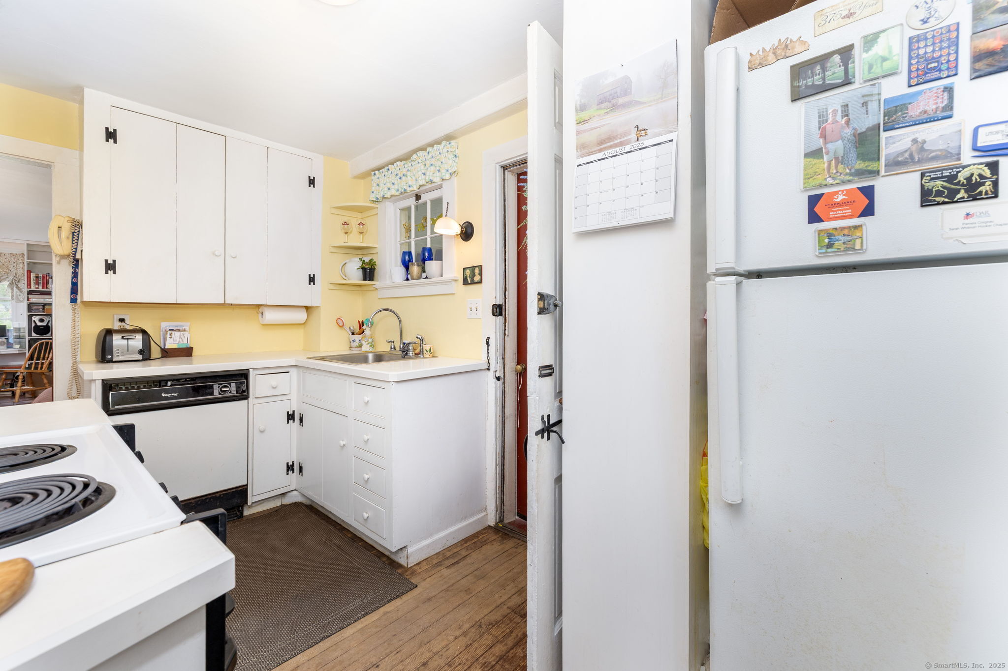 493 Main Street Wethersfield, CT 06109 - Photo 21 of 40