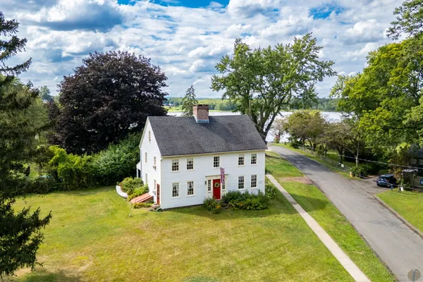 $595,000 | 493 Main Street, Wethersfield, CT 06109