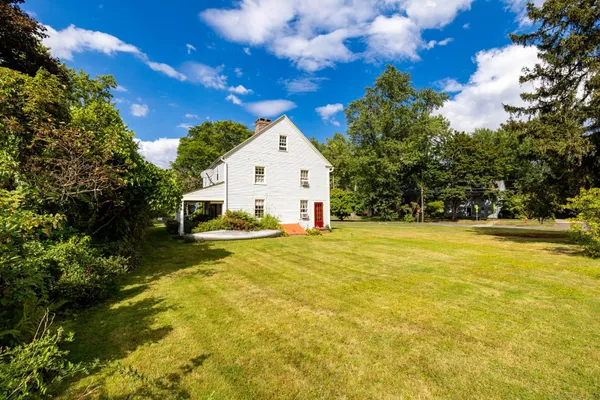 $595,000 | 493 Main Street, Wethersfield, CT 06109